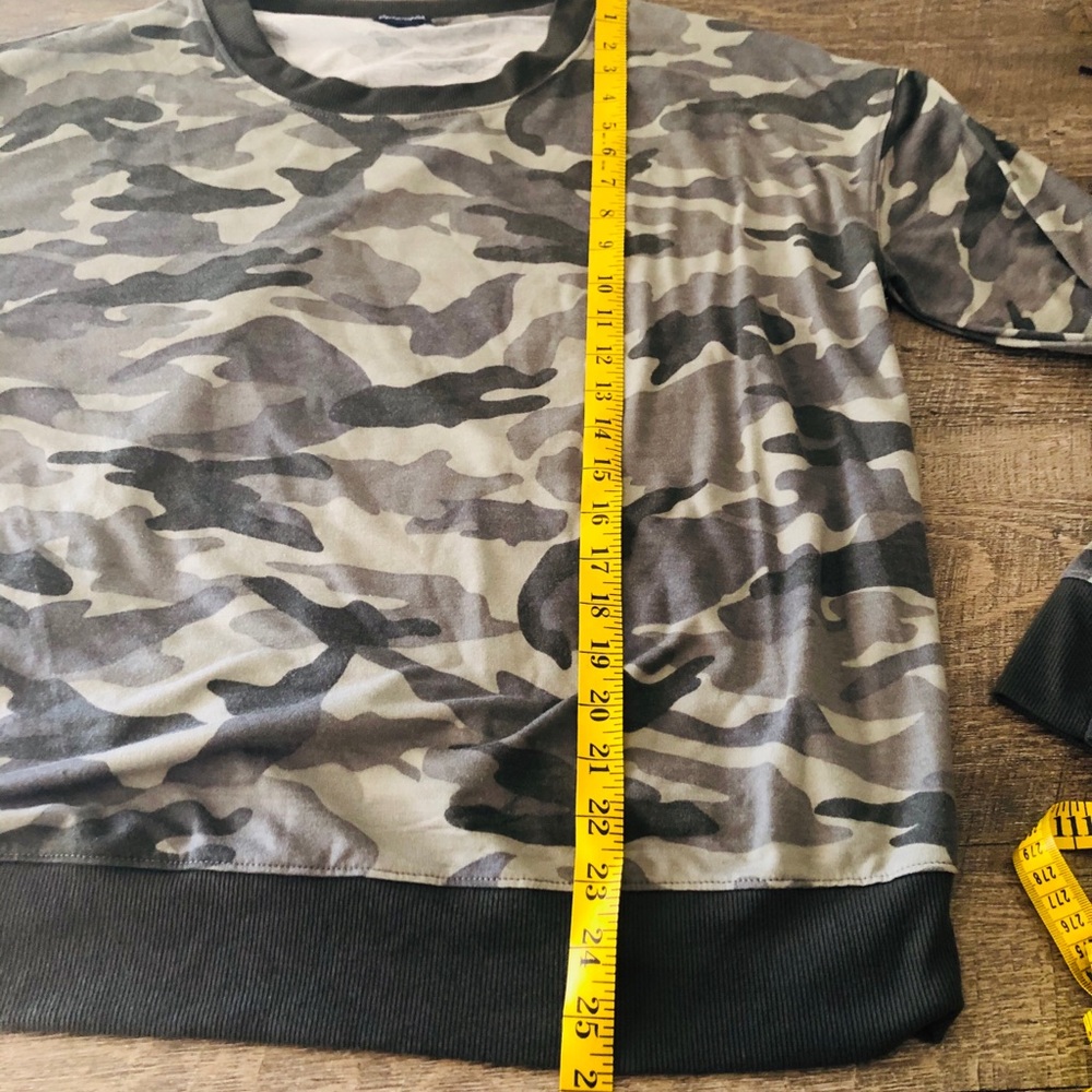 Splendid Lightweight Sweater Top - image 5